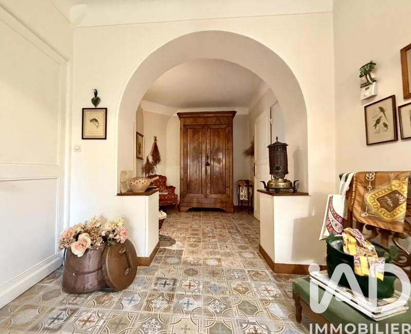 Maison - 271 m² - 6 pièces