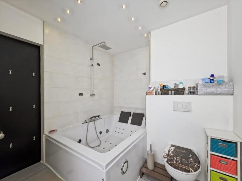 Demeure - 300 m² - 10 pièces