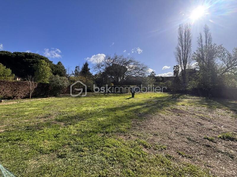 Terrain de loisirs - 2 320 m²