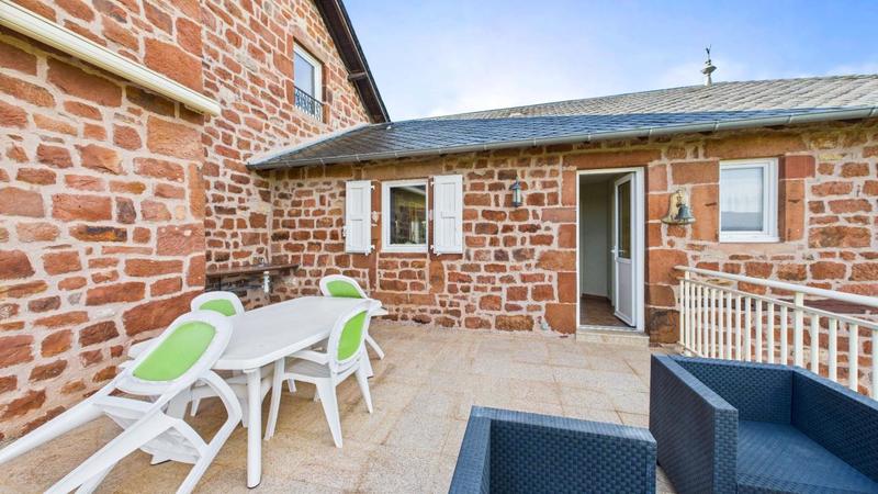 Propriété - 165 m² - 6 pièces