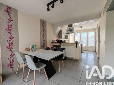 Maison - 116 m² - 6 pièces