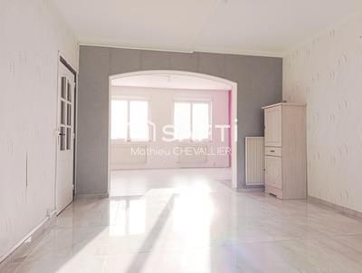 Maison - 127 m² - 6 pièces