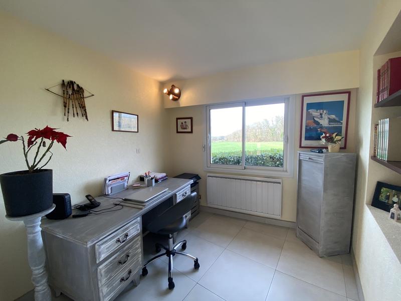 Maison - 203 m² - 10 pièces