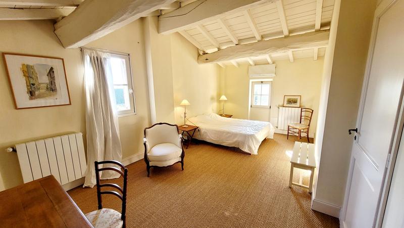 Maison ancienne - 140 m² - 5 pièces