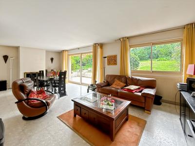 Maison - 203 m² - 4 pièces