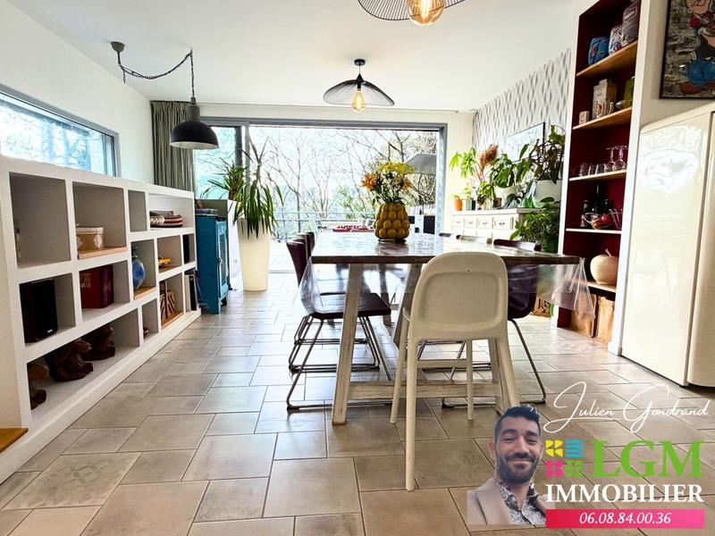 Maison d'architecte - 161 m² - 5 pièces