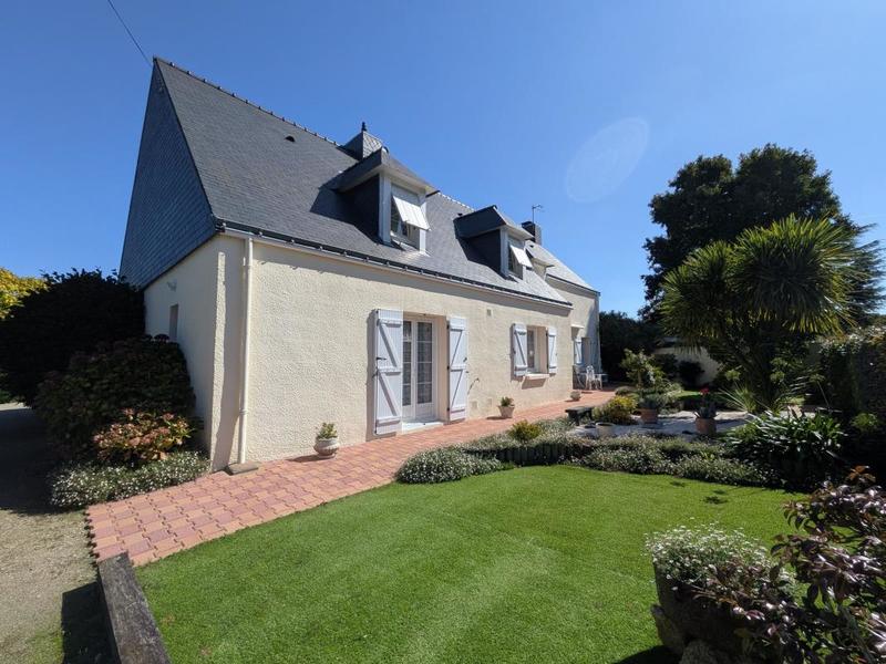 Maison - 160 m² - 8 pièces