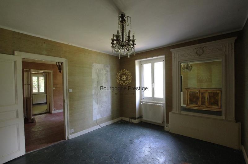 Propriété - 292 m² - 13 pièces