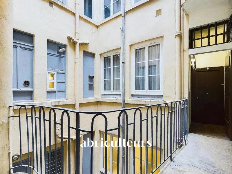 Appartement ancien - 41 m² - 2 pièces