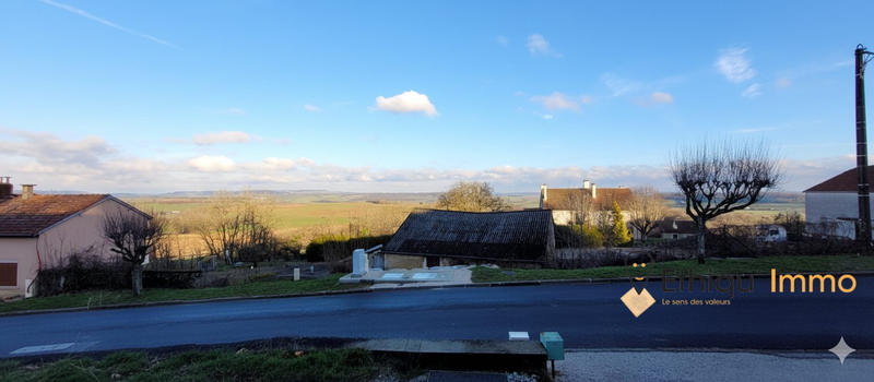 Maison - 102 m² - 25 pièces