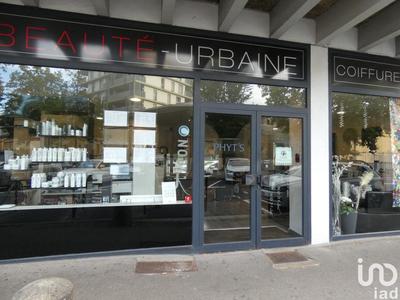 Local commercial - 101 m²