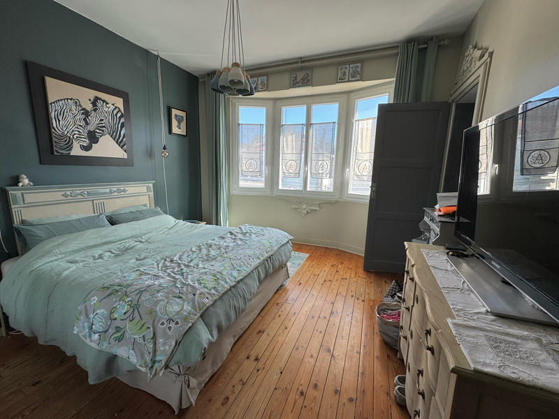 Maison - 204 m² - 8 pièces