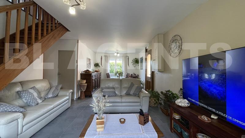 Maison - 144 m² - 8 pièces