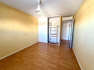Appartement - 77 m² - 3 pièces