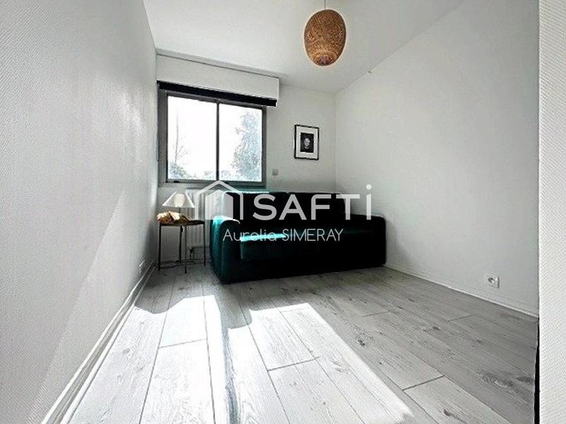 Appartement - 99 m² - 4 pièces