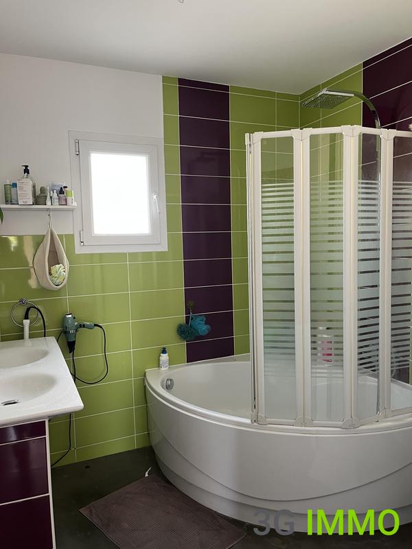 Villa - 266 m² - 9 pièces