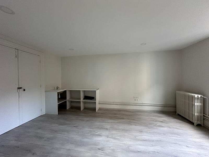 Appartement - 215 m² - 4 pièces