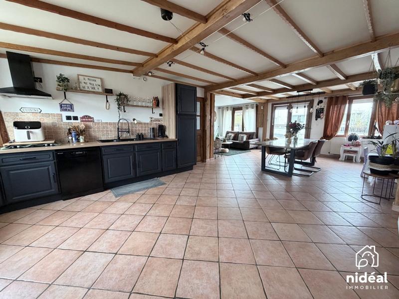 Maison - 130 m² - 4 pièces