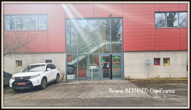 Immeuble - 900 m² - 5 pièces