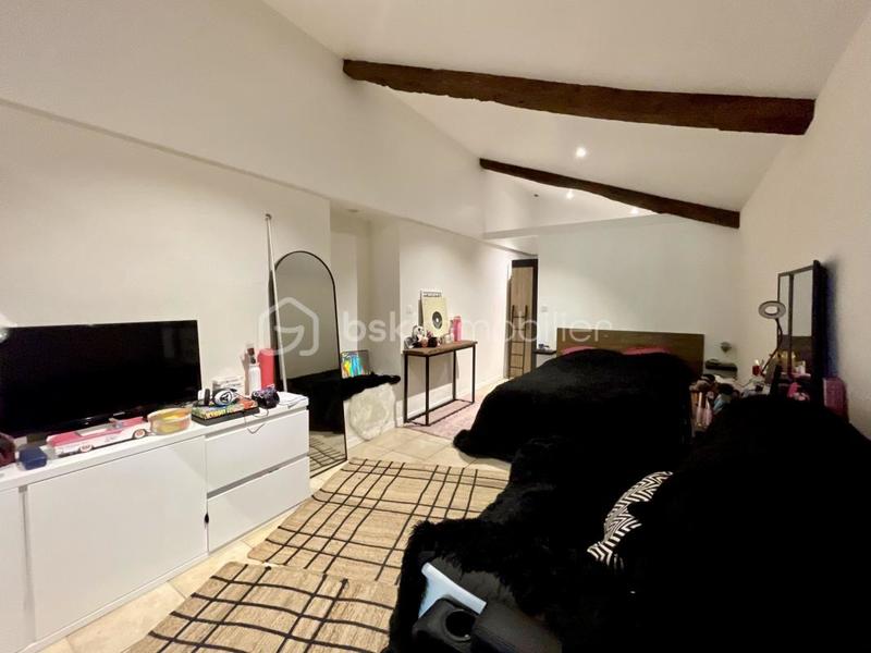 Maison - 278 m² - 10 pièces