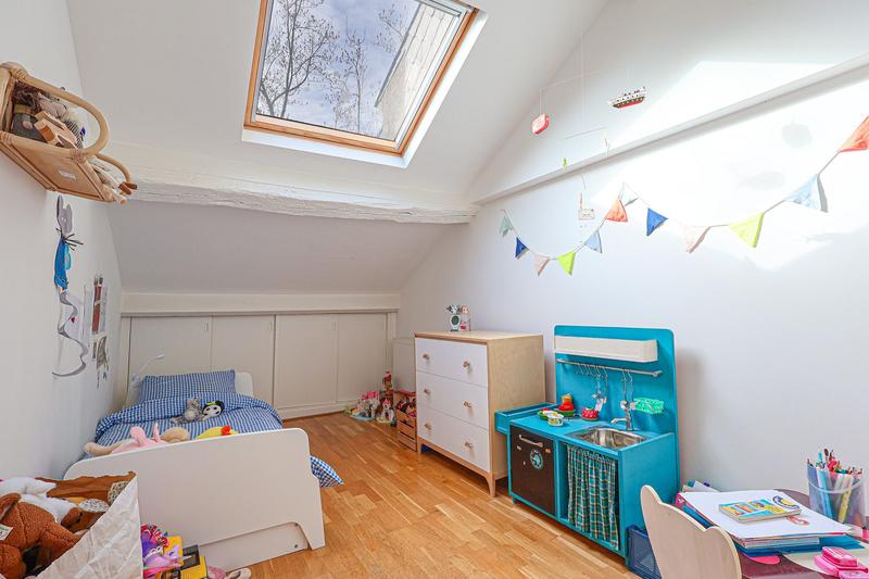 Appartement - 146 m² - 6 pièces