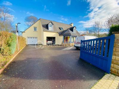 Maison - 141 m² - 6 pièces