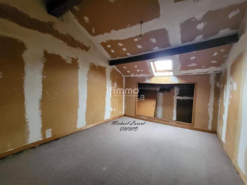 Maison - 396 m² - 14 pièces