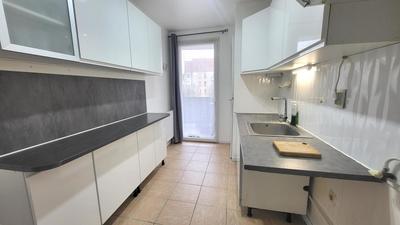 Appartement - 79 m² - 4 pièces