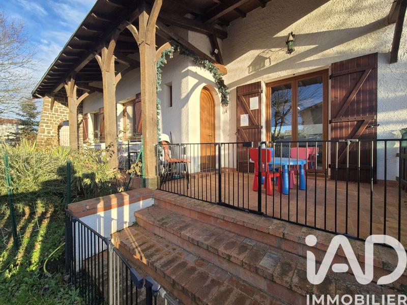 Maison - 100 m² - 4 pièces