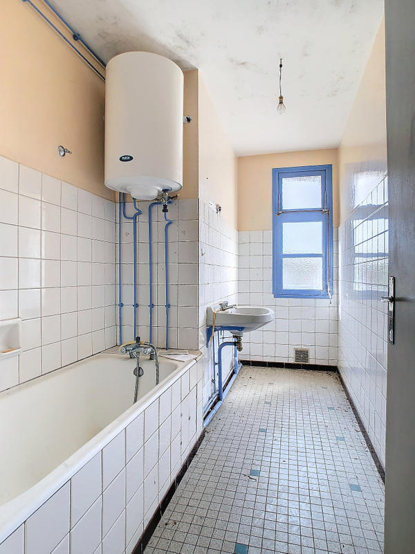 Immeuble - 272 m² - 16 pièces