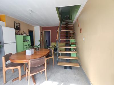 Maison - 98 m² - 4 pièces