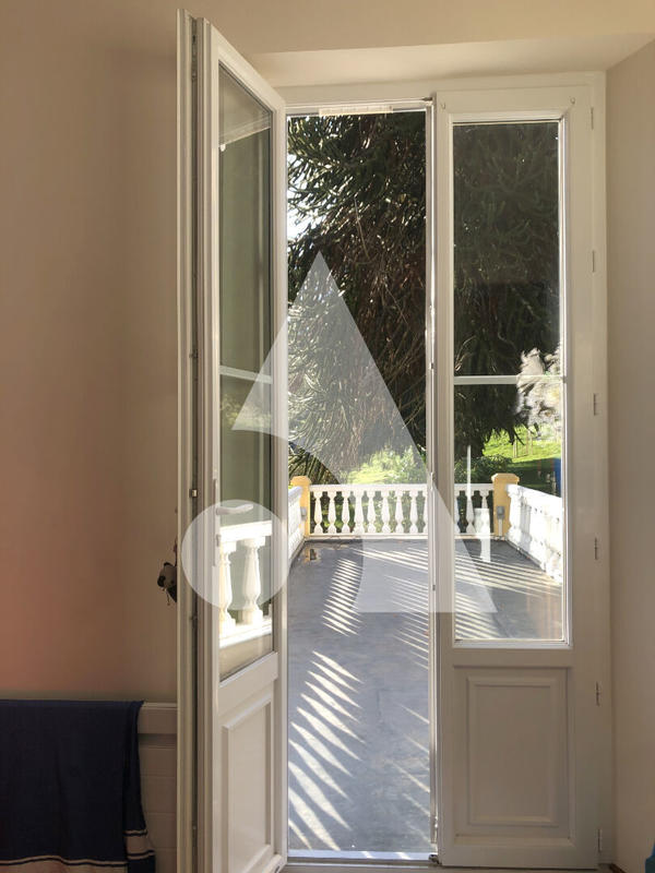 Appartement - 121 m² - 4 pièces