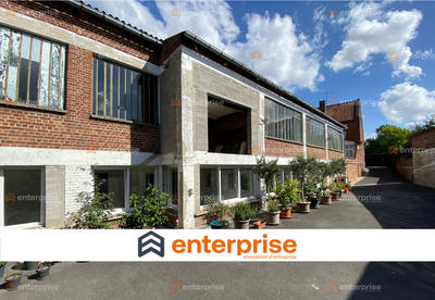 Local d'activité / Entrepôt - 1 200 m²