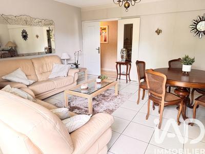 Appartement - 82 m² - 3 pièces