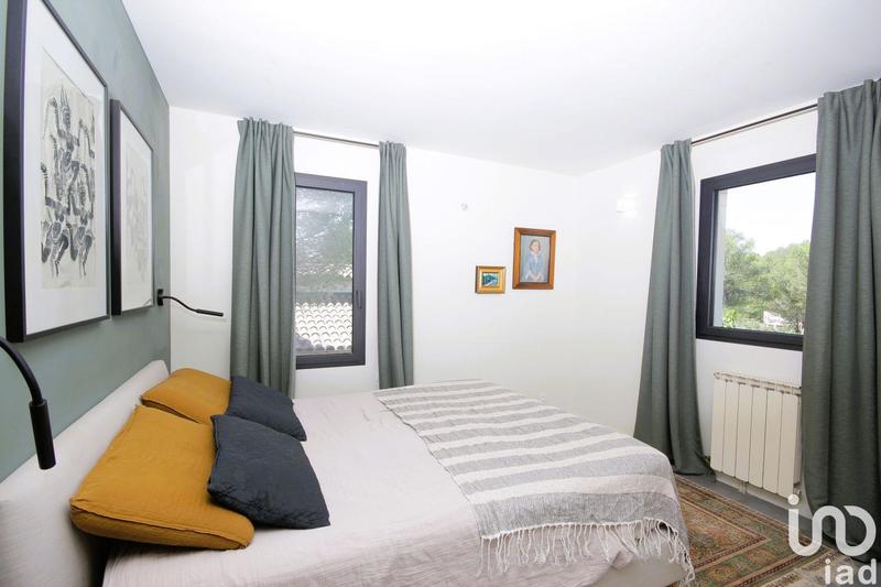 Maison - 300 m² - 10 pièces