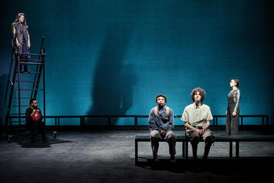 Taire - de Tamara Al Saadi