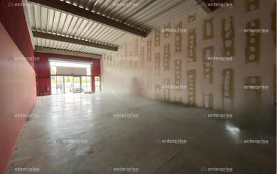 Local commercial - 160 m²