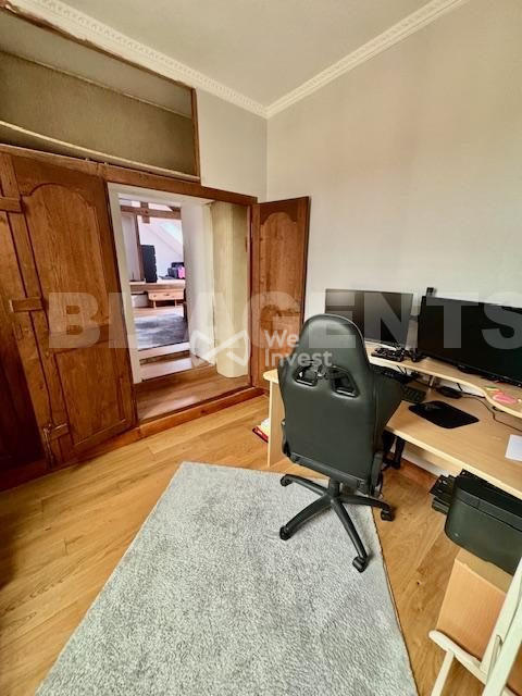 Maison - 337 m² - 8 pièces