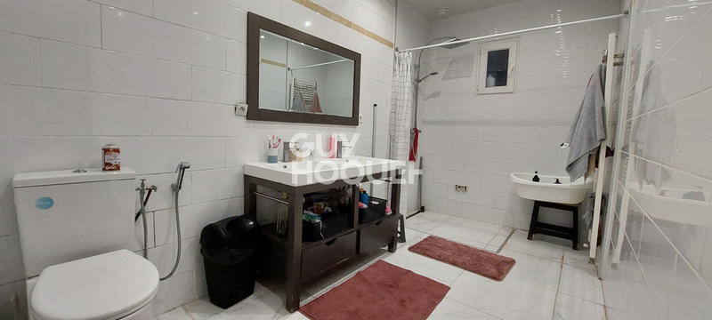 Maison - 136 m² - 7 pièces