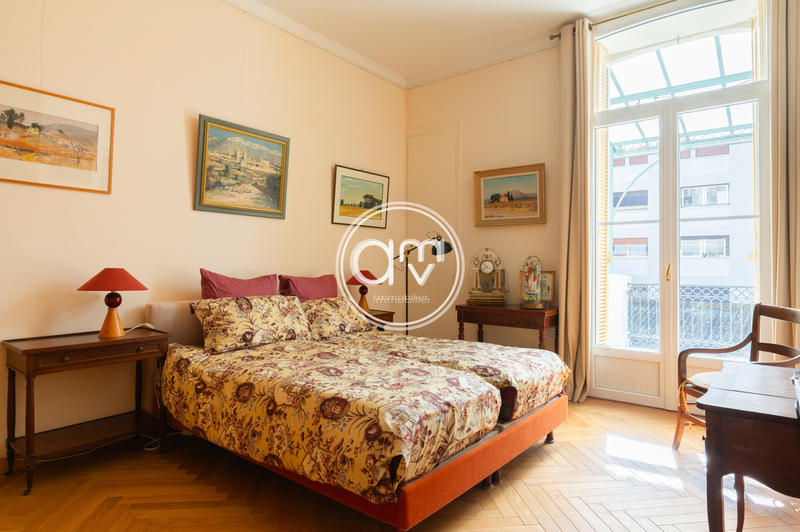 Appartement - 143 m² - 4 pièces