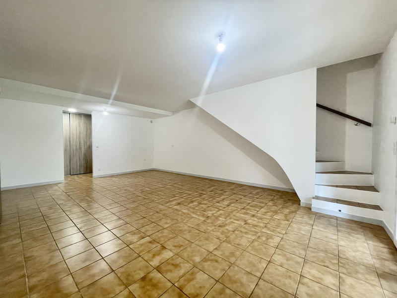 Appartement - 74 m² - 4 pièces