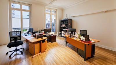 Bureau - 186 m²