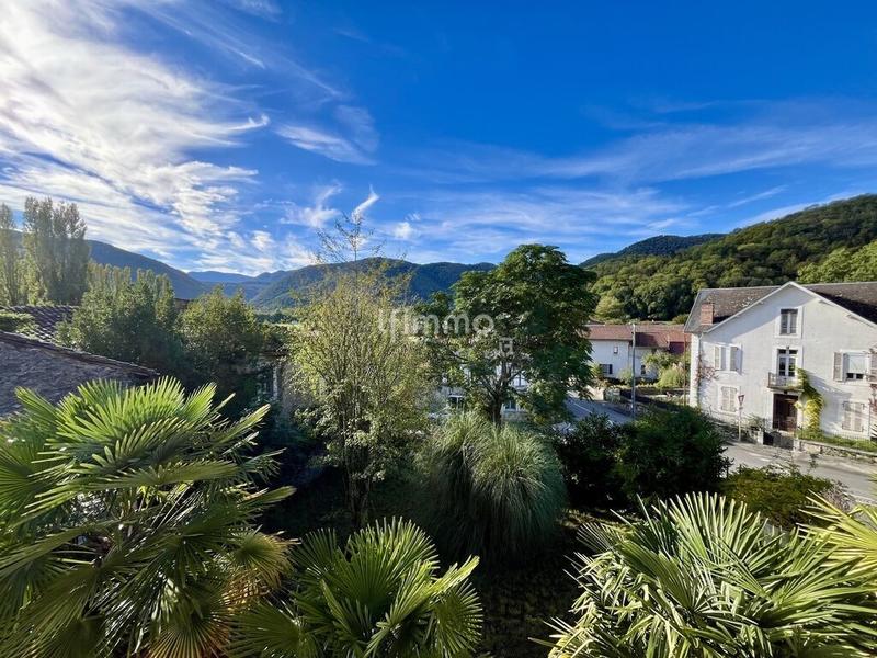 Maison - 180 m² - 6 pièces