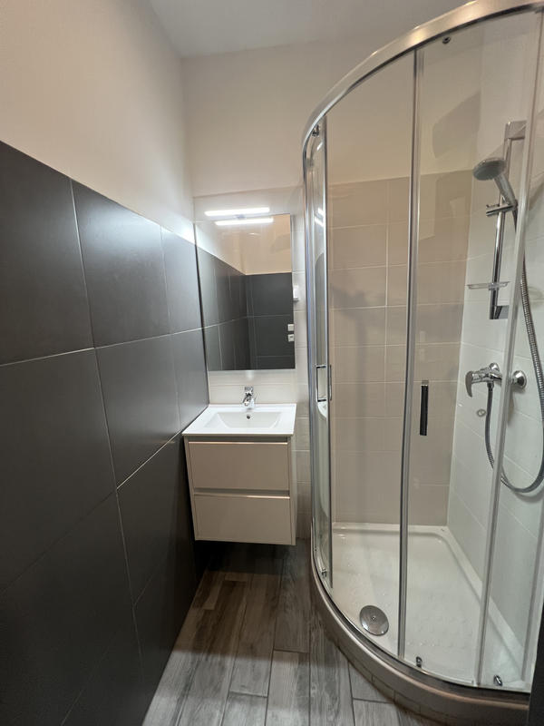 Appartement - 60 m² - 4 pièces