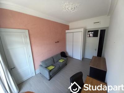 Chambre - 20 m² - 1 pièce