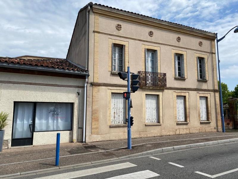 Immeuble - 281 m² - 11 pièces