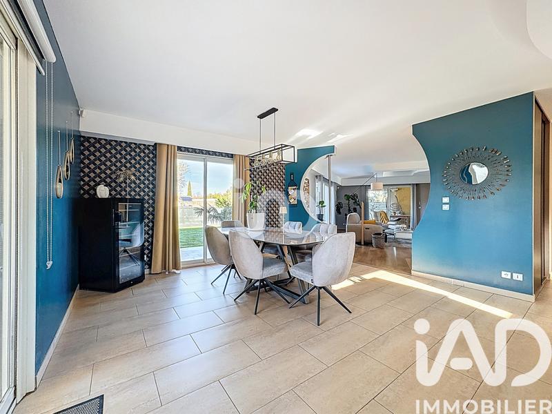 Maison - 170 m² - 6 pièces