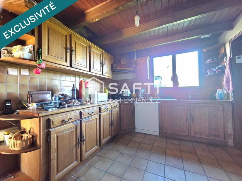 Maison - 303 m² - 10 pièces