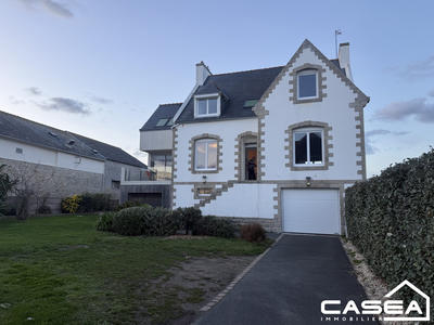 Maison ancienne - 145 m² - 8 pièces