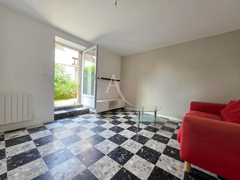 Maison - 65 m² - 4 pièces